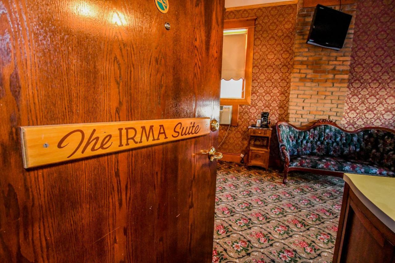 Irma Hotel Cody Exterior foto