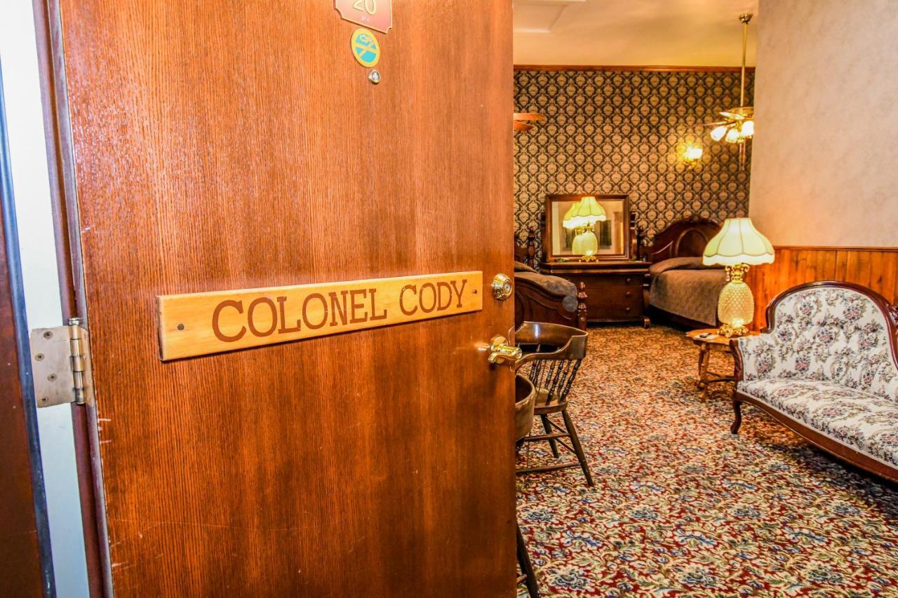 Irma Hotel Cody Exterior foto