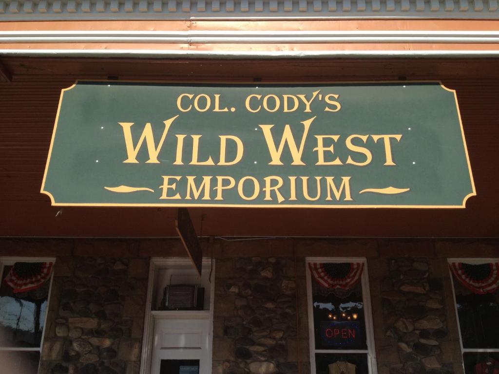 Irma Hotel Cody Exterior foto